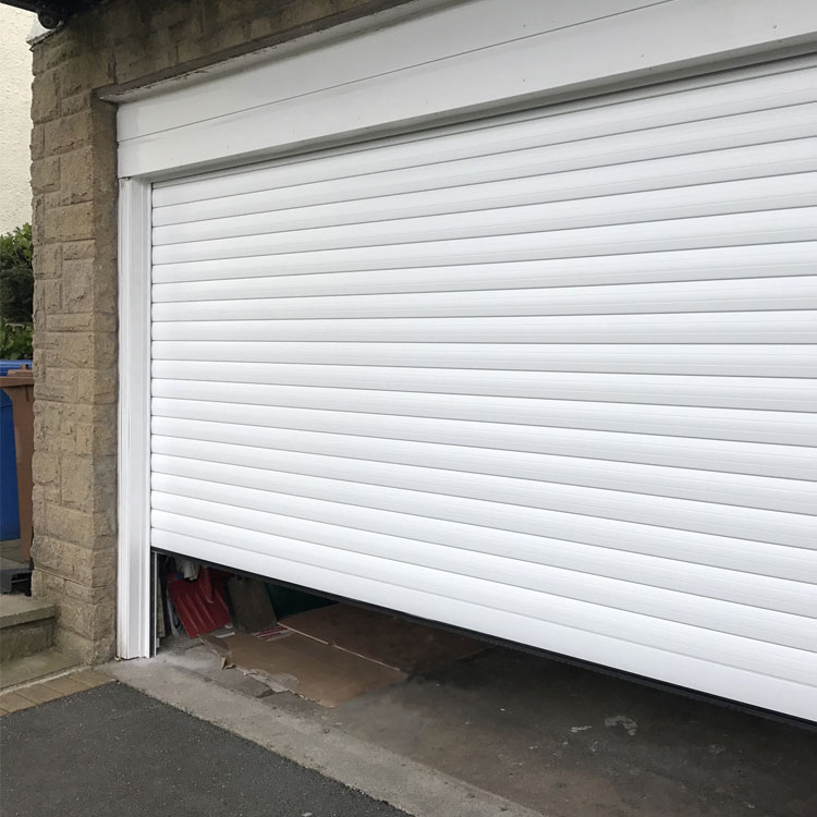 Roller, sliding and folding doors what's the difference? Action